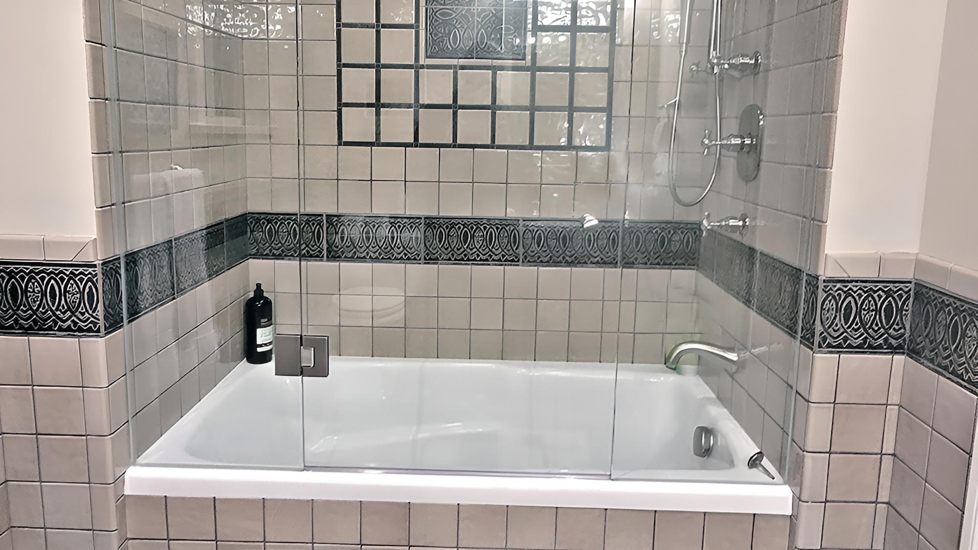 Deluxe Double Room, 1 Queen Bed, Sea View photo 1