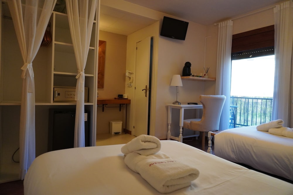 Comfort Twin Room, Balcony, Garden View