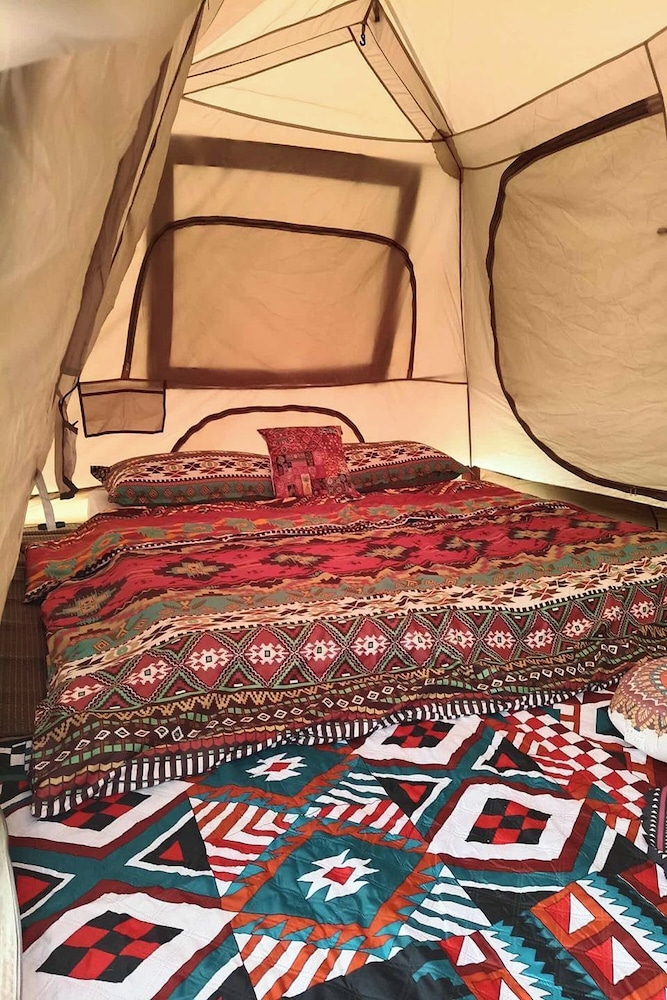 Tent, Mountain View photo 1