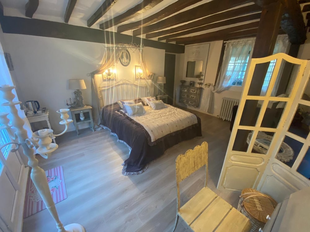 Double Room, Non Smoking, Garden View