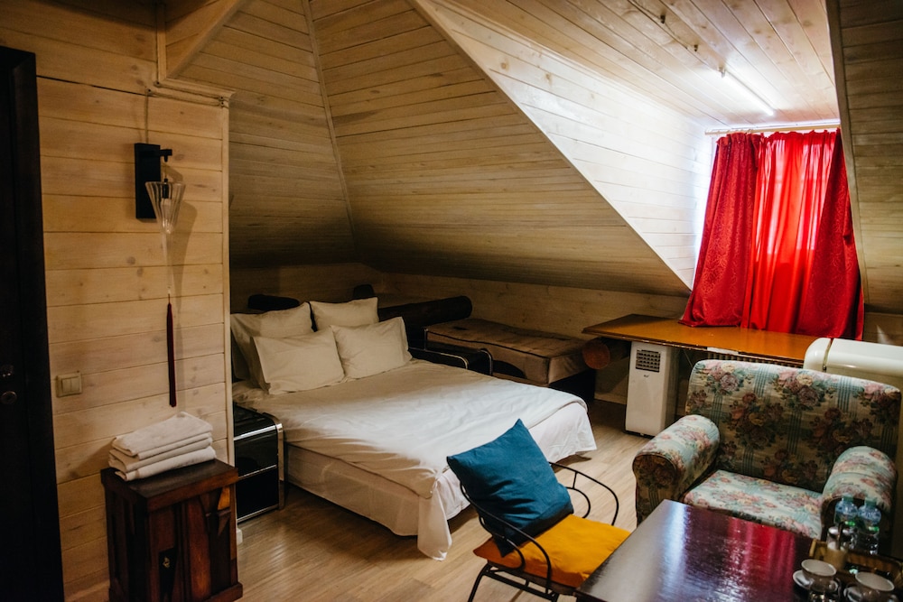 Superior Loft, 1 King Bed, Non Smoking