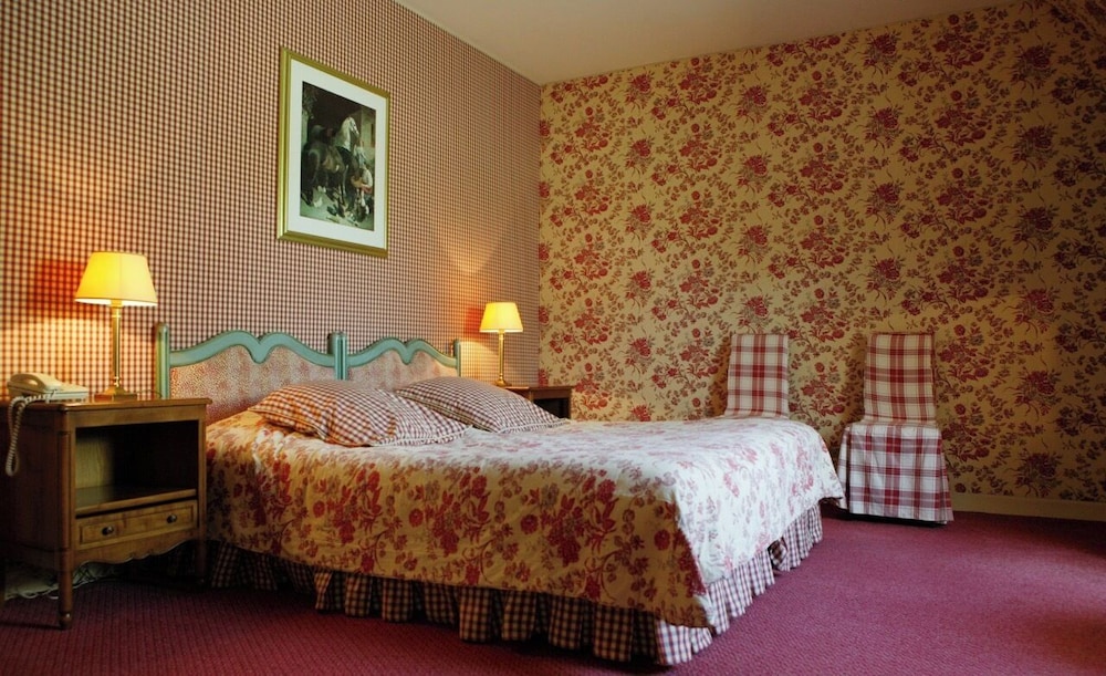No.22 Senior Triple Room, 1 Bedroom, Courtyard View