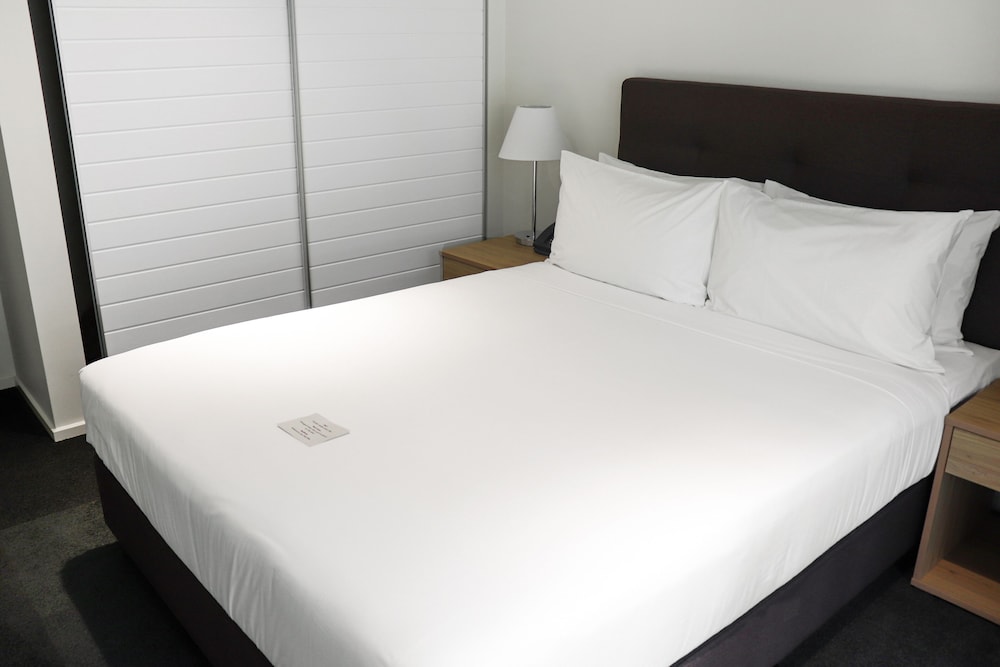 Suite, 2 Queen Beds, Harbor View (High Floor) - Photo 3