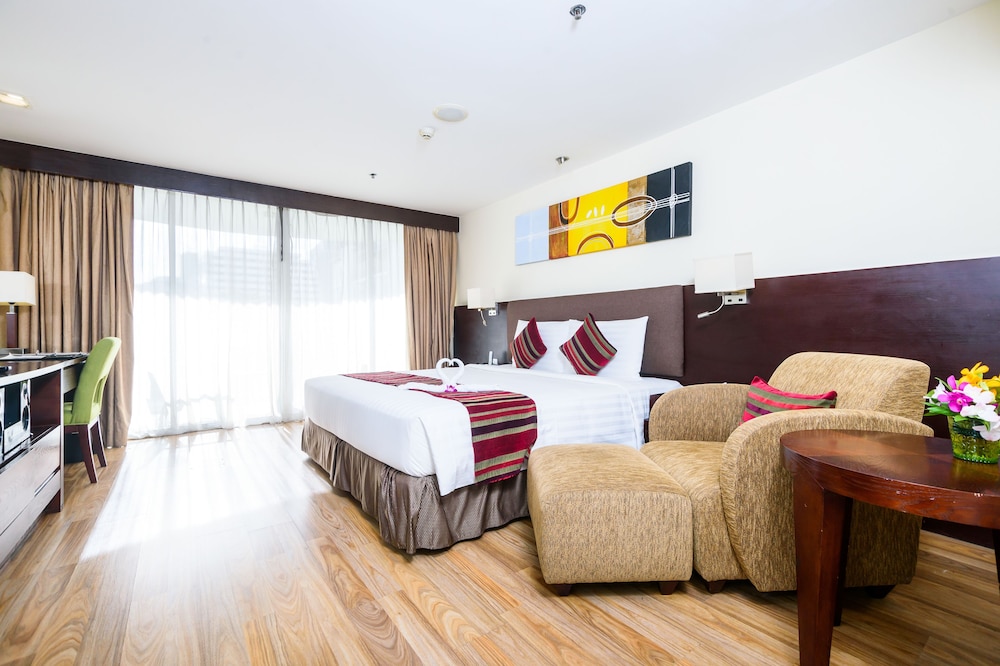 Premier Room, Balcony photo 3