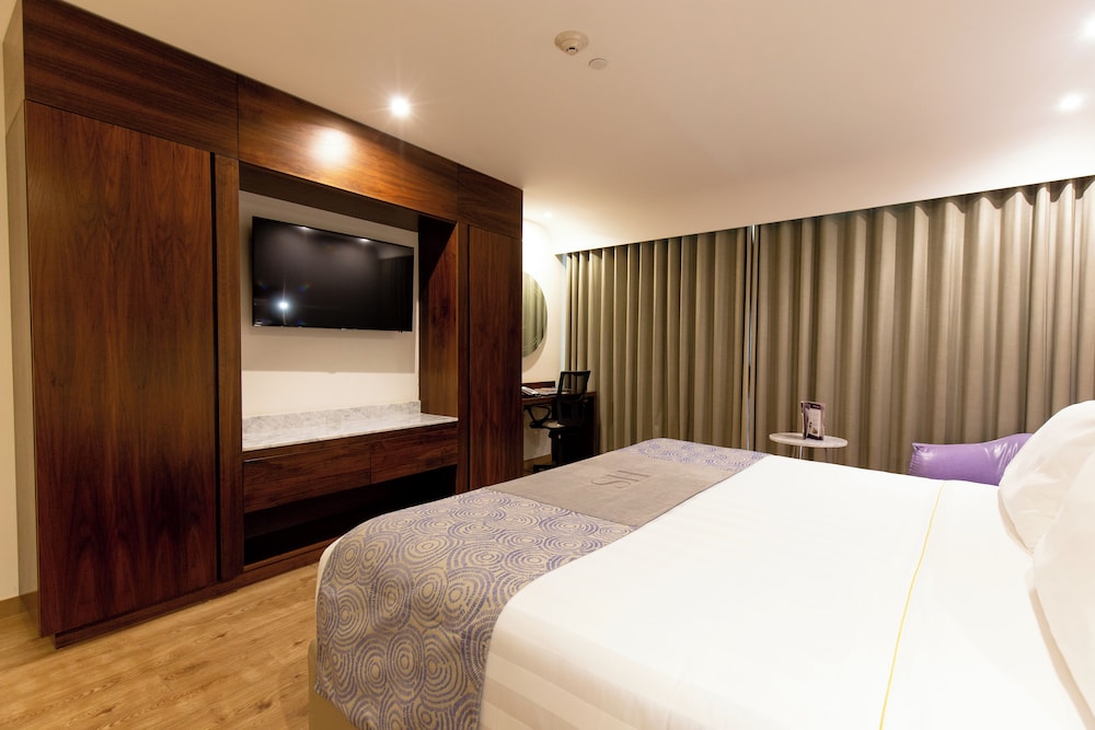 Superior Room, 1 King Bed