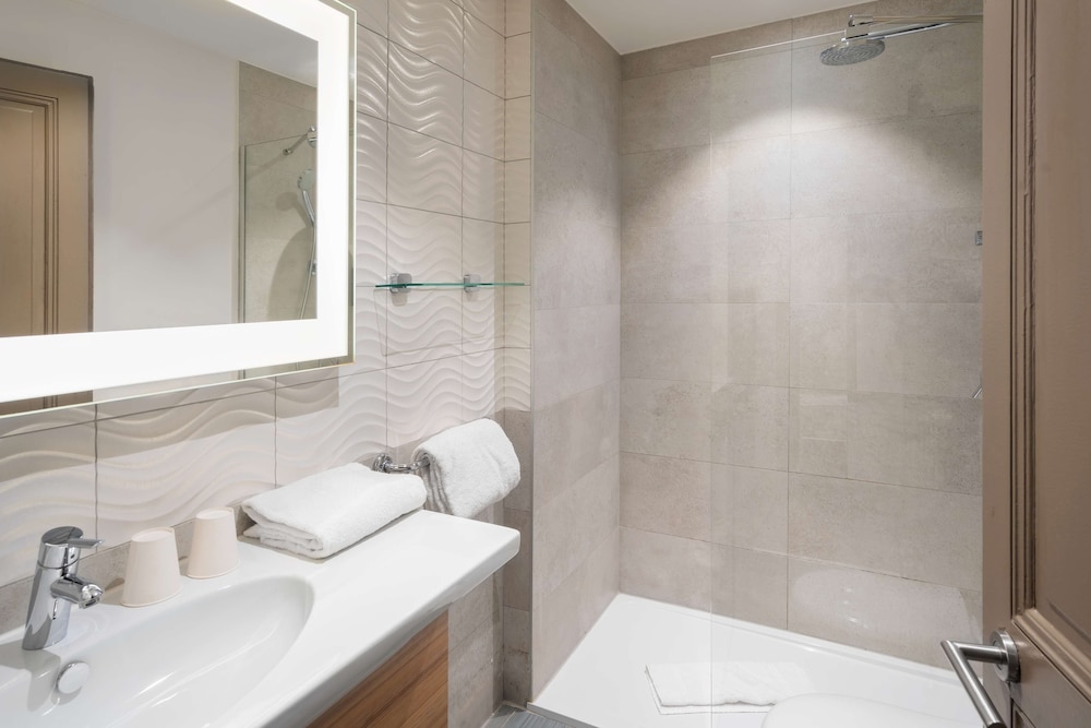 Standard Room, 1 Double Bed - Photo 4