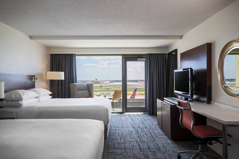 Room, 2 Queen Beds, Balcony at Renaissance Concourse Atlanta Airport Hotel in Atlanta