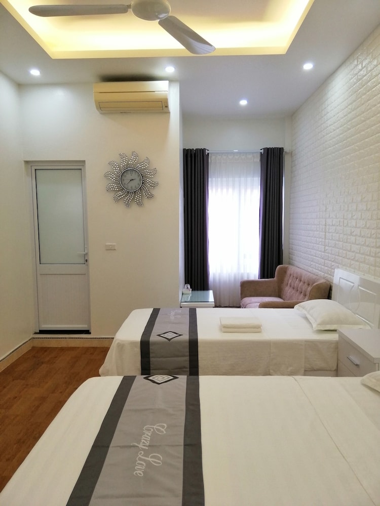 Standard Triple Room, 2 Bedrooms, Non Smoking photo 1