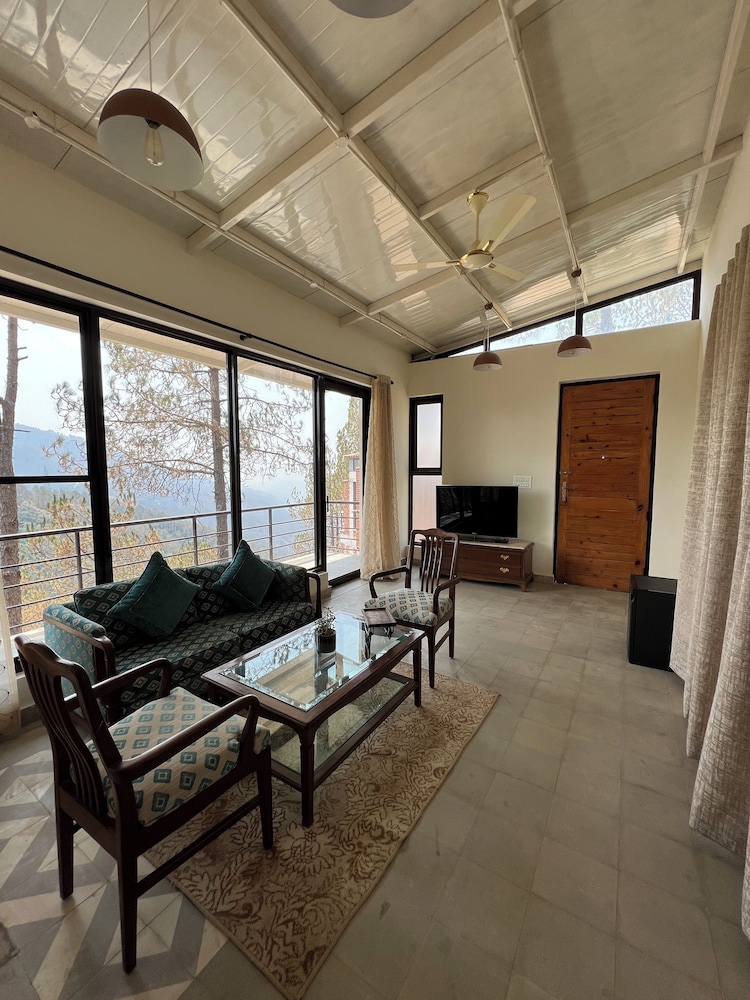 Suite, 1 Bedroom (Pine Forest) - Photo 13
