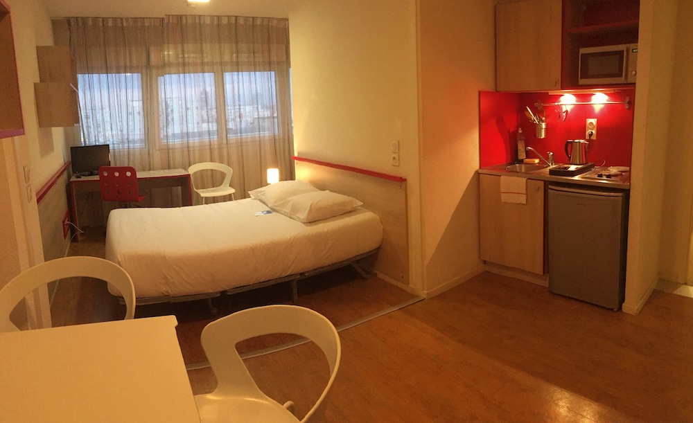 Apartment, Multiple Beds, Non Smoking