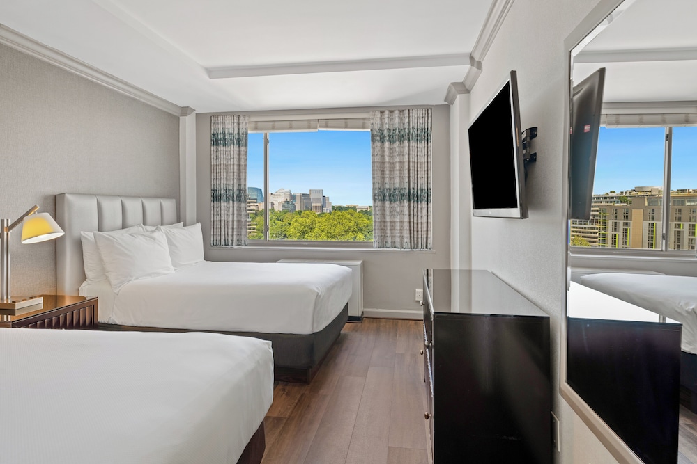 Suite, 1 Bedroom (Double) - Photo 9