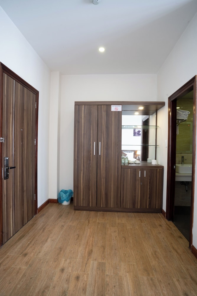 Superior Quadruple Room - Photo 10