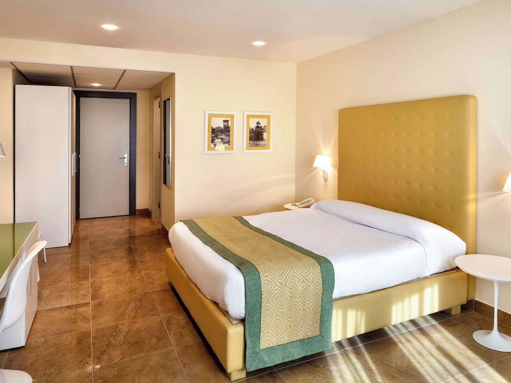 Deluxe Room, 1 Double Bed photo 3