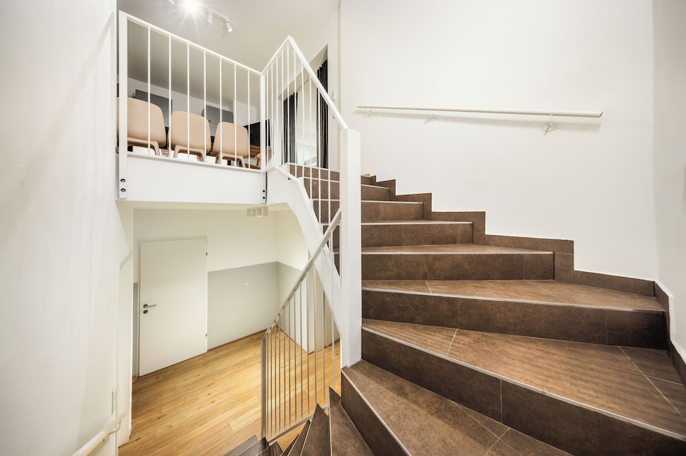 4 Rooms XXL with Balcony & A/C