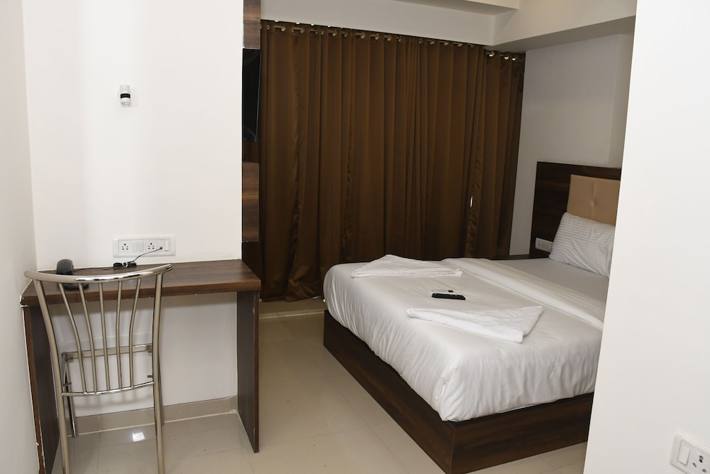 Standard Room - Photo 13