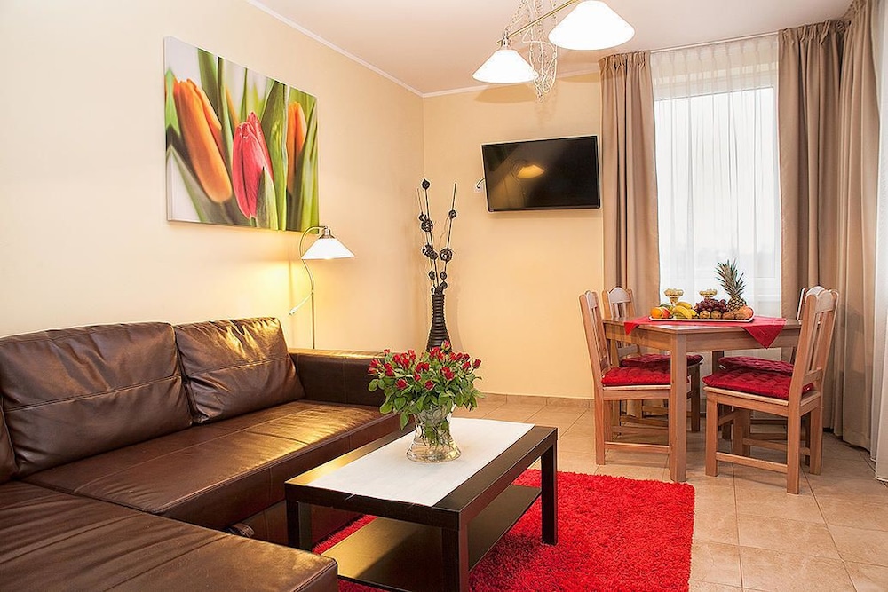 Apartment, 2 Bedrooms, Balcony photo 3