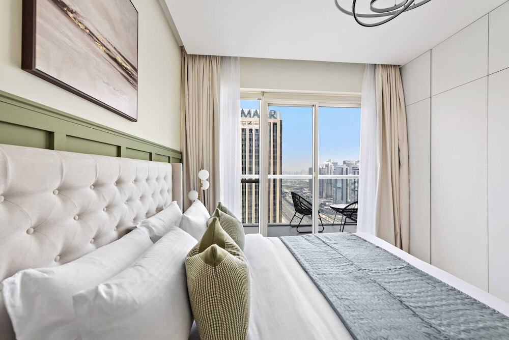 Luxury Apartment photo 3