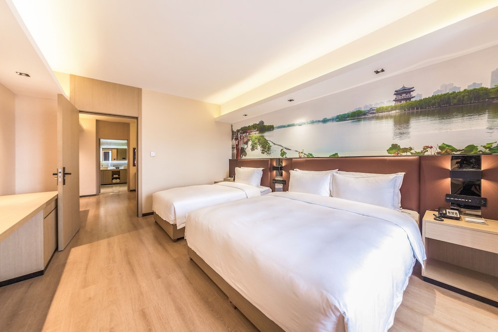 Business Suite photo 3