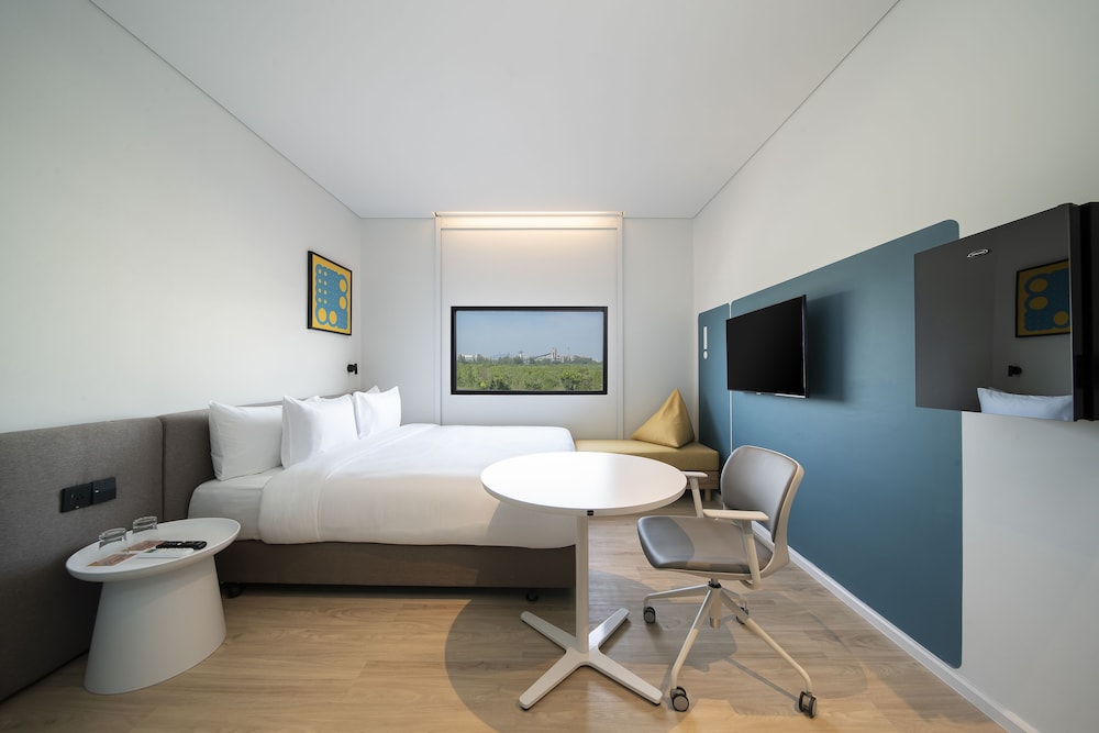 Standard Double Room - Photo 12