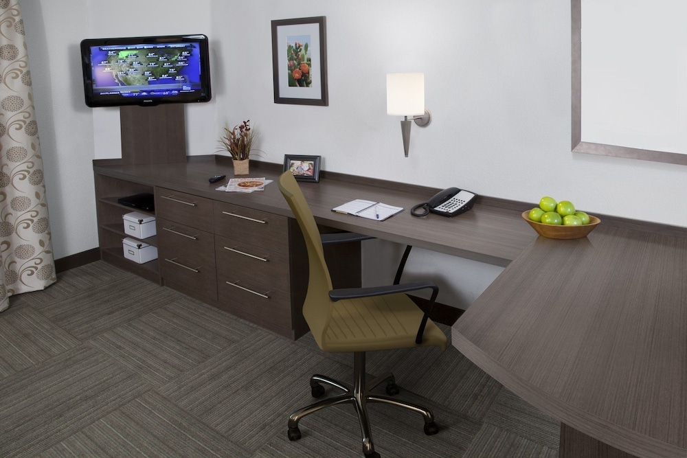 Studio Suite, 1 Queen Bed, Accessible (Communications, Mobility) photo 1
