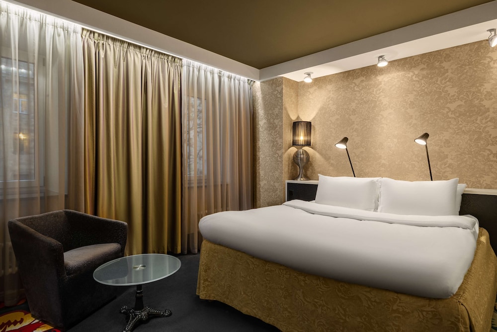 Suite photo 1