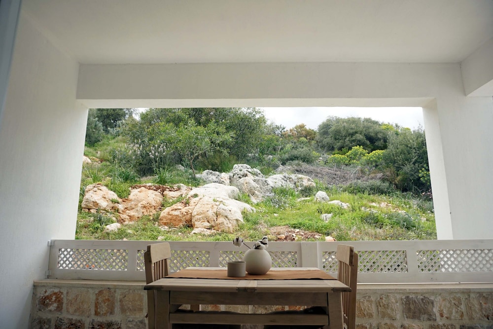 Standard Double Room, Garden View