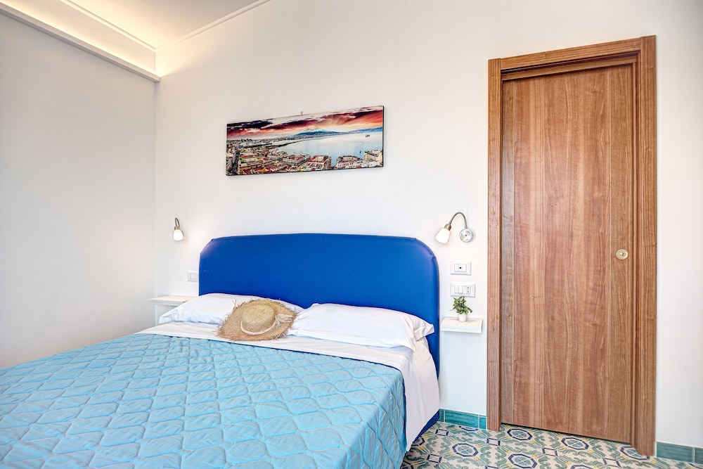 Elite Room, 1 Bedroom, Non Smoking, Sea View photo 2