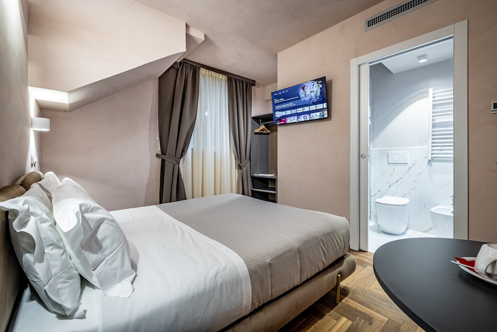 Basic Double Room - Photo 8