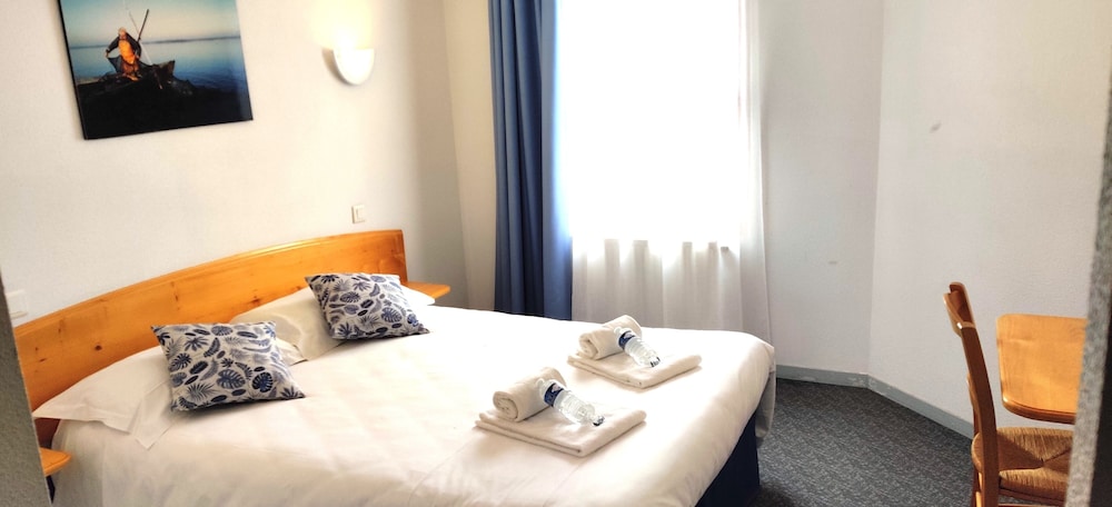 Standard Double Room, 1 Double Bed photo 3
