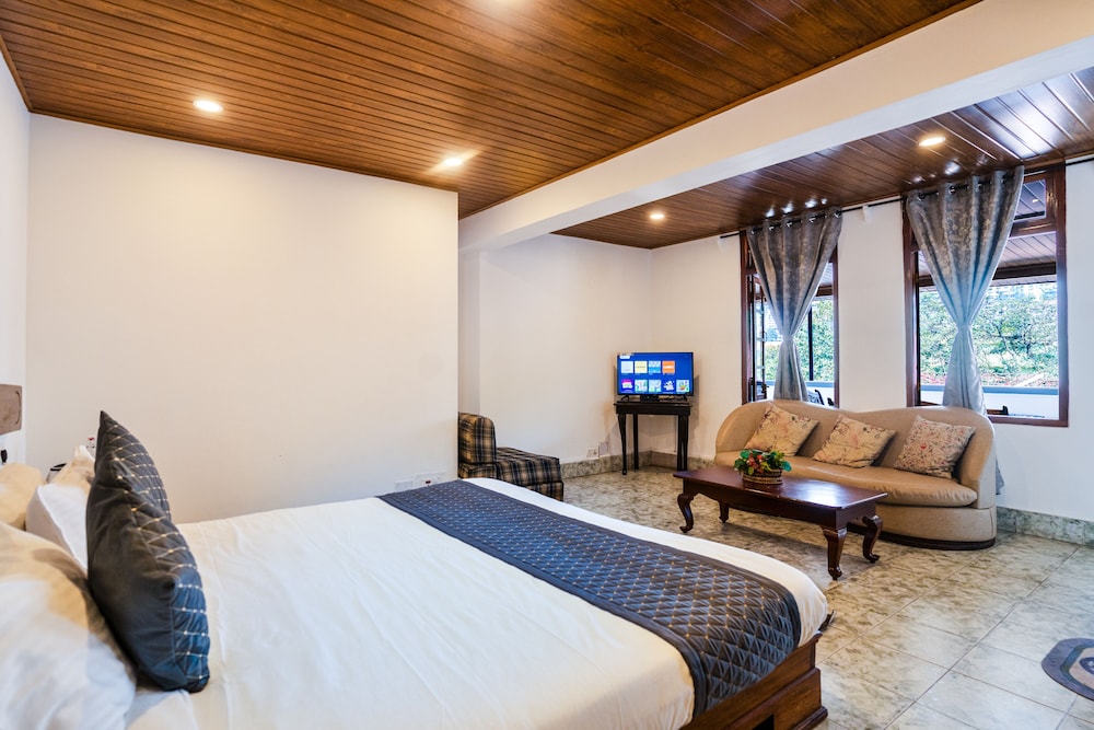 Executive Room - Photo 40