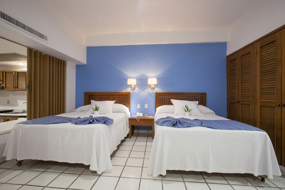Suite, Kitchenette, Sea View - Photo 3