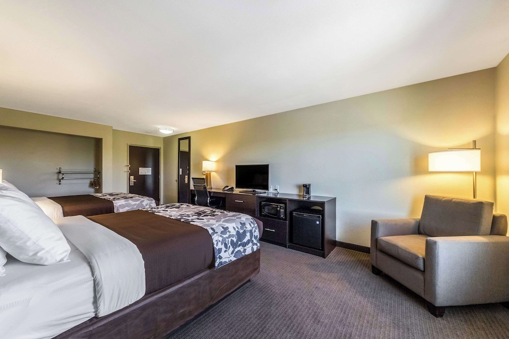 Room, 2 Queen Beds, Accessible, Non Smoking photo 2