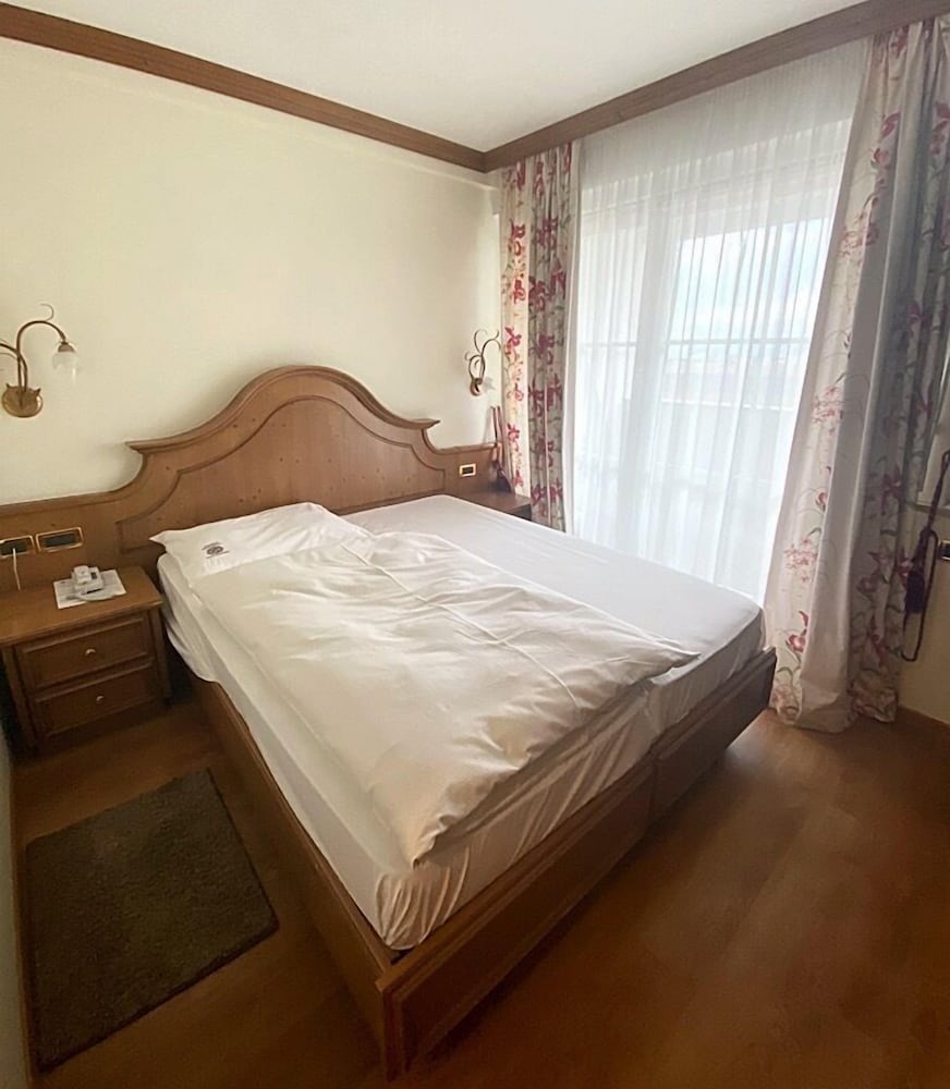 Classic Single Room