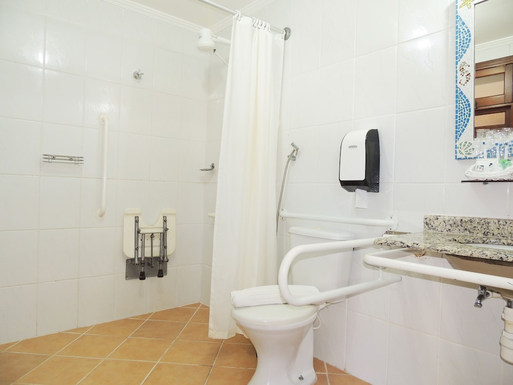 Standard Triple Room photo 2