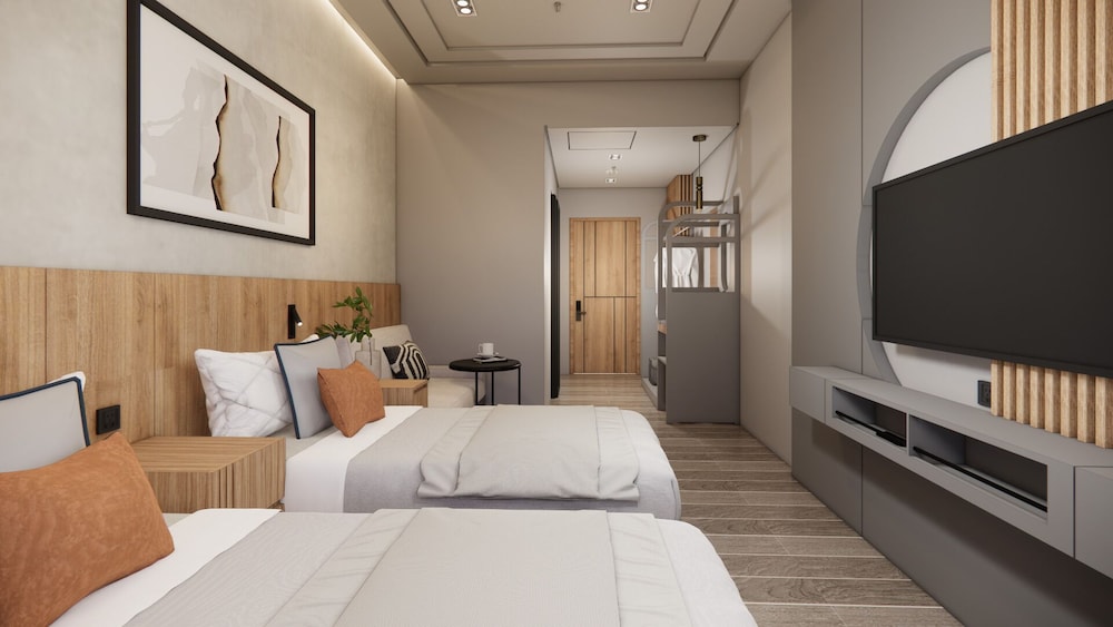 Superior Double Room, City View