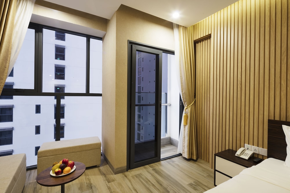 Deluxe Double Room, City View - Photo 9
