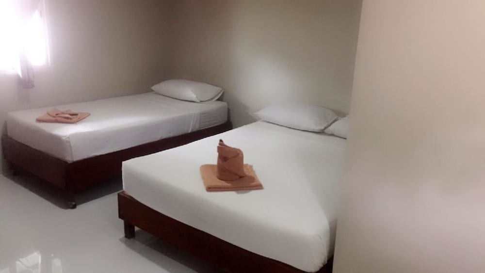 Standard Twin Room With Air Condition photo 1