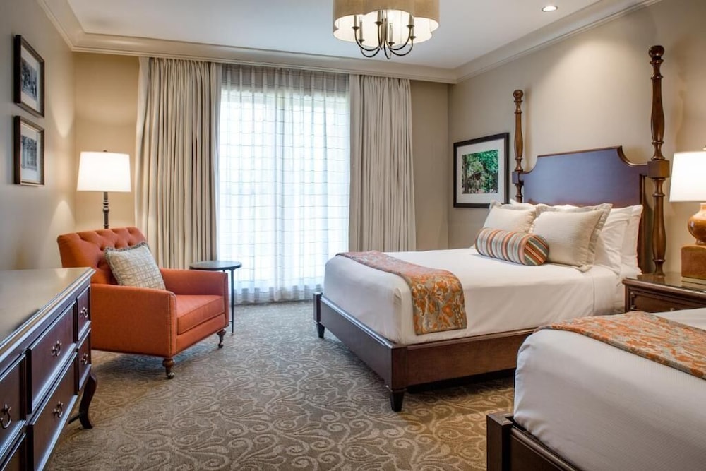Room, 2 Queen Beds, Pets Not Allowed (Inn) photo 1