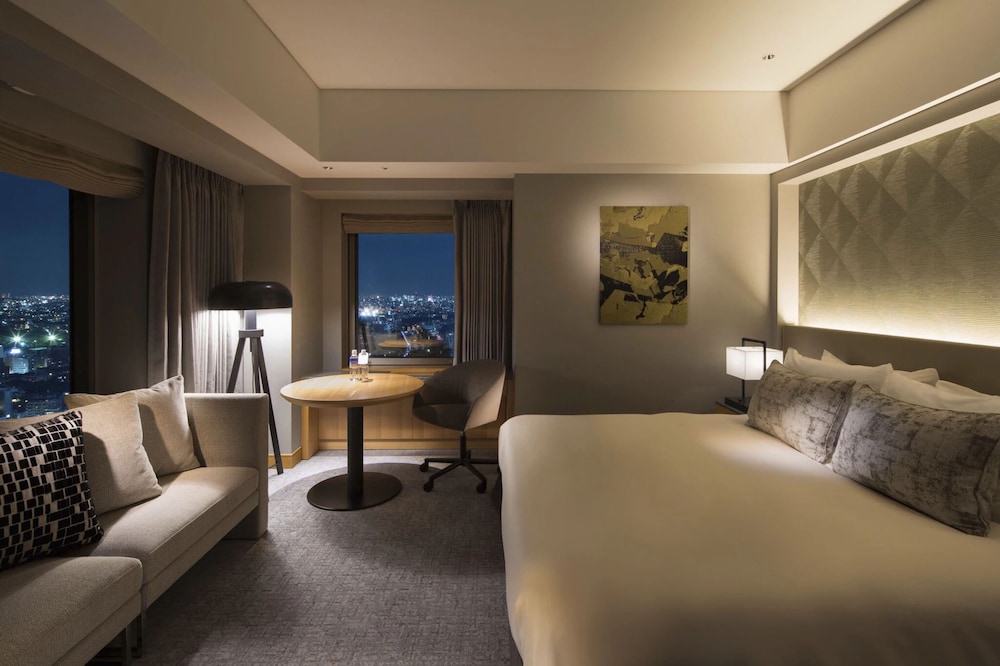 Executive King with Lounge Access, Non Smoking