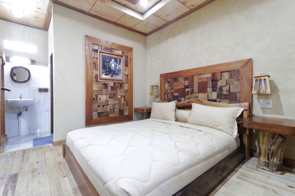 Deluxe Room - Photo 1