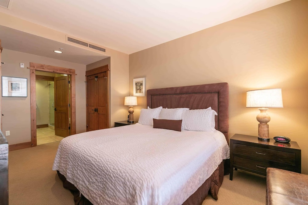 2 Bedroom - Big Horn Lodge 208