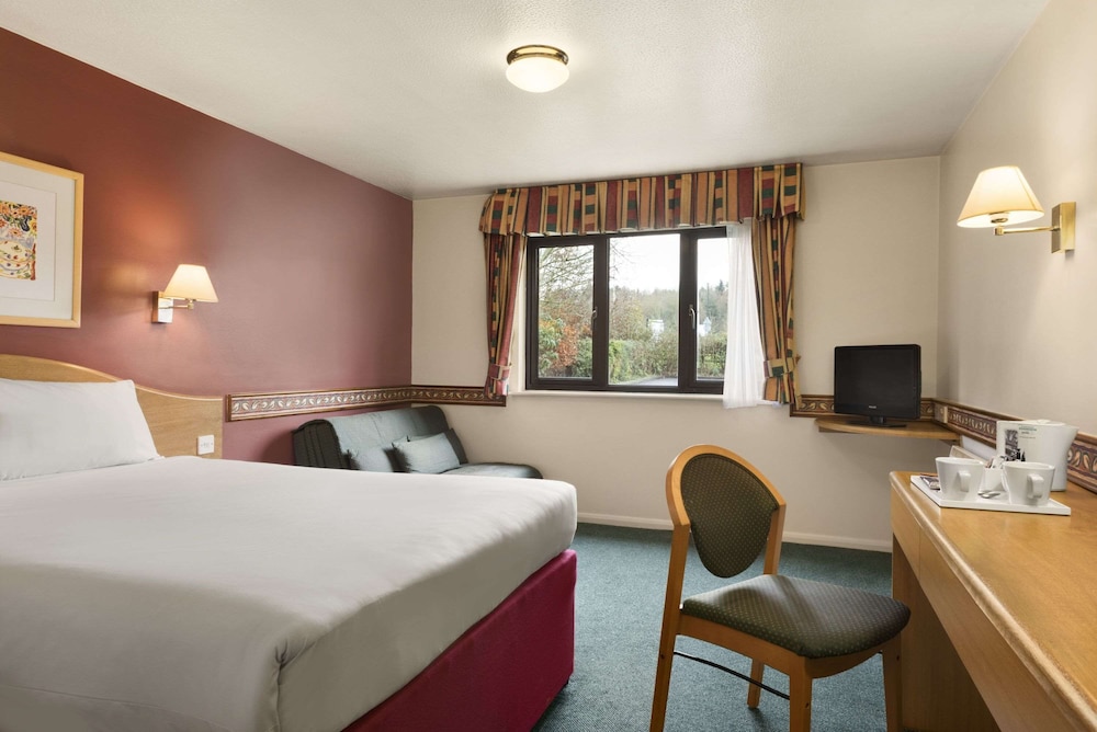 Room, 1 Double Bed, Non Smoking - Photo 1