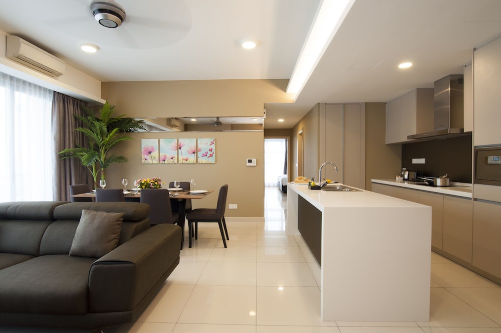 Suasana Premium Suites 3 Bedrooms thumbnail 6