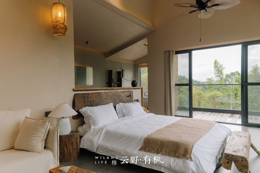 Panoramic Double Room, Patio, Mountain View