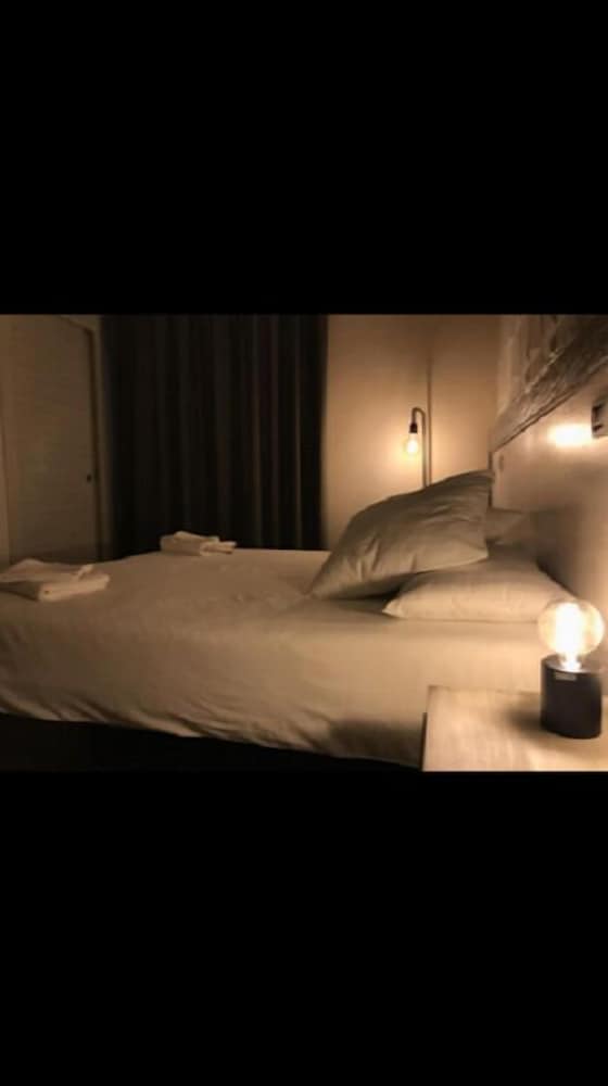 Deluxe Quadruple Room, Non Smoking photo 2