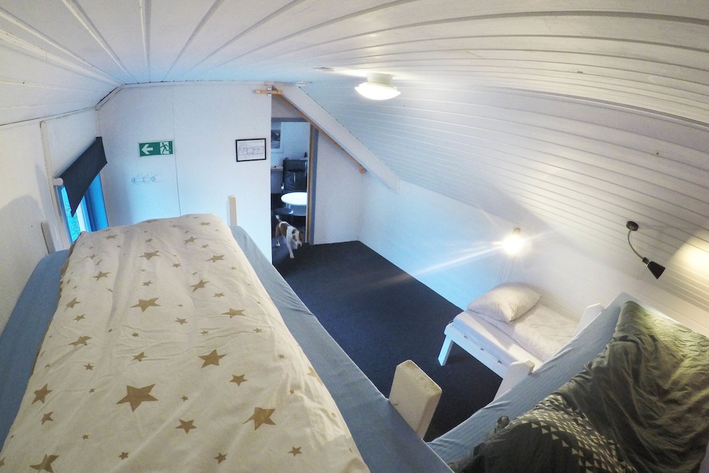 Basic Shared Dormitory, 1 Bedroom photo 2