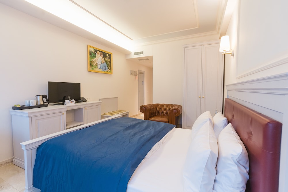 Executive Room photo 3