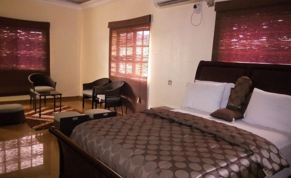 Economy Room, Balcony, City View