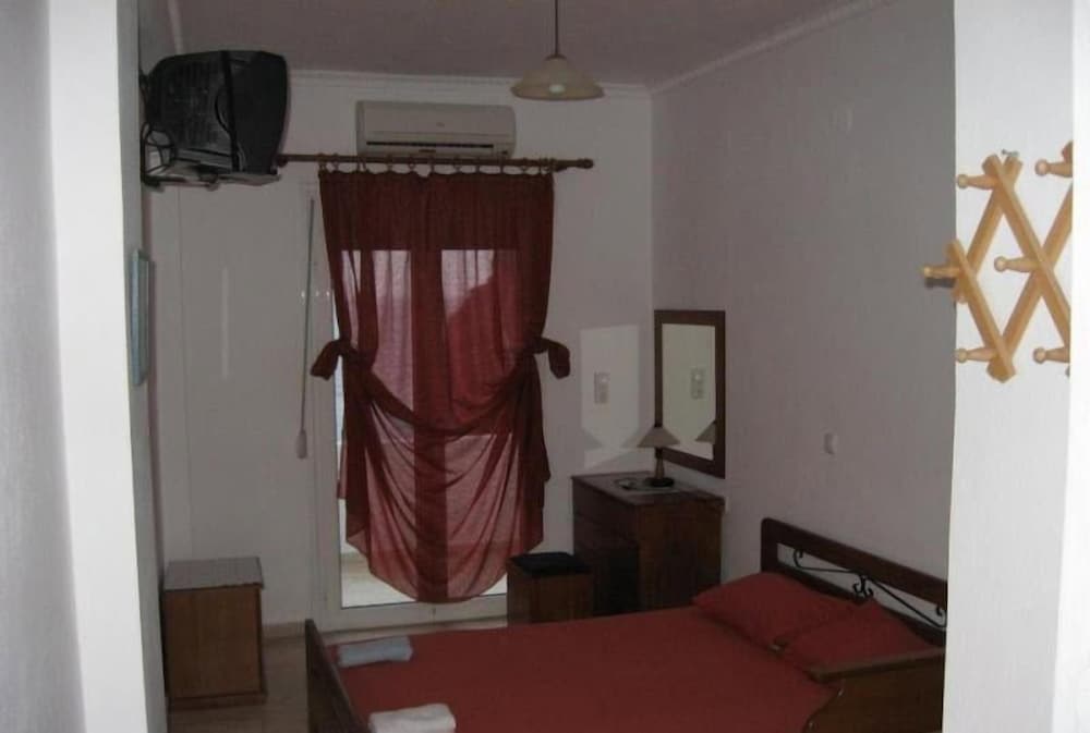Double or Twin Room photo 3