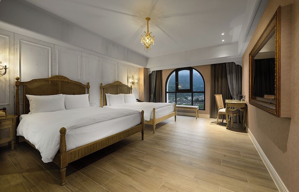 Family Quadruple Room, 2 Double Beds, Non Smoking, Courtyard View photo 1